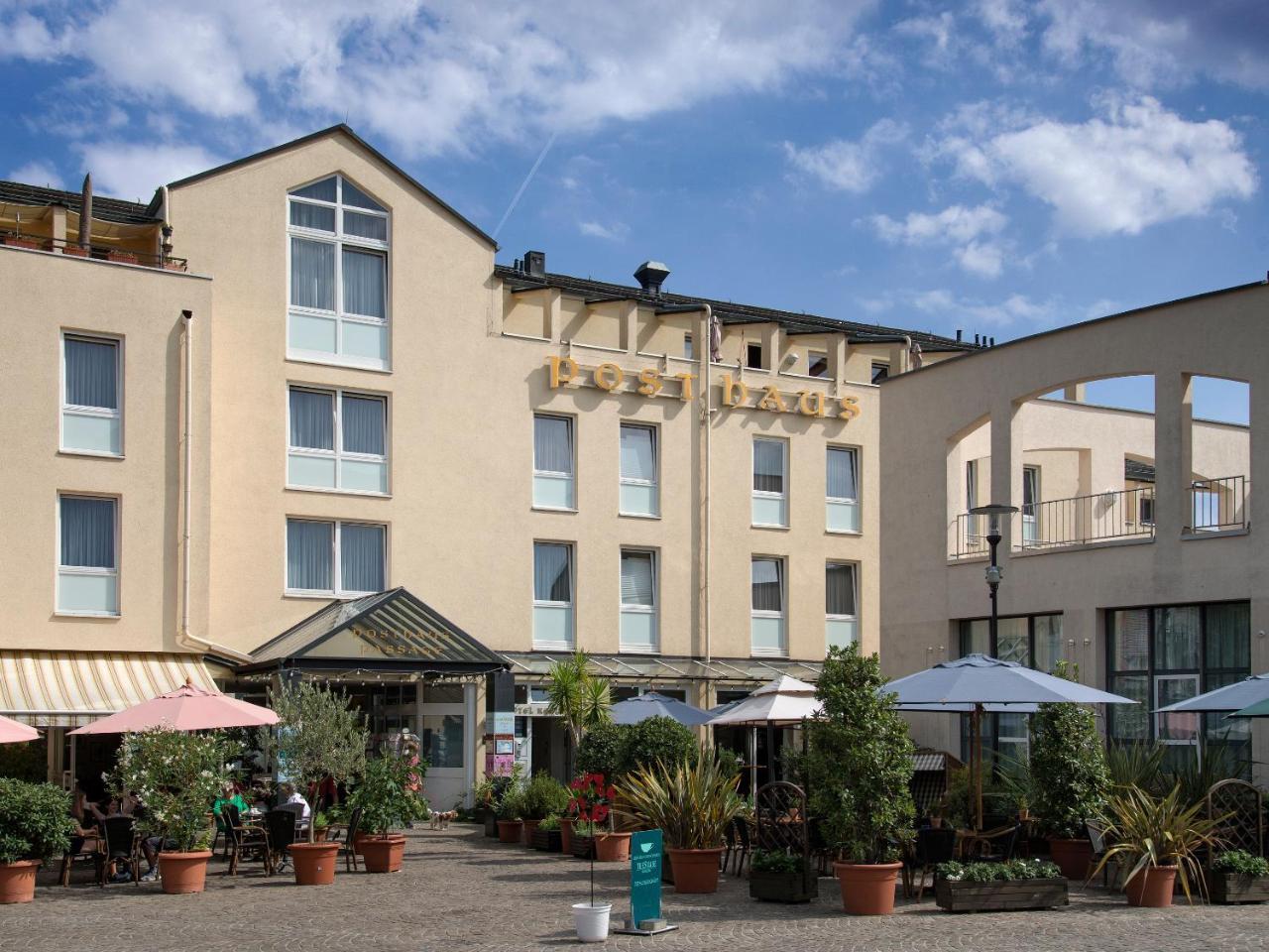 Posthaus Hotel Residenz كرونبرج إم تانوس المظهر الخارجي الصورة